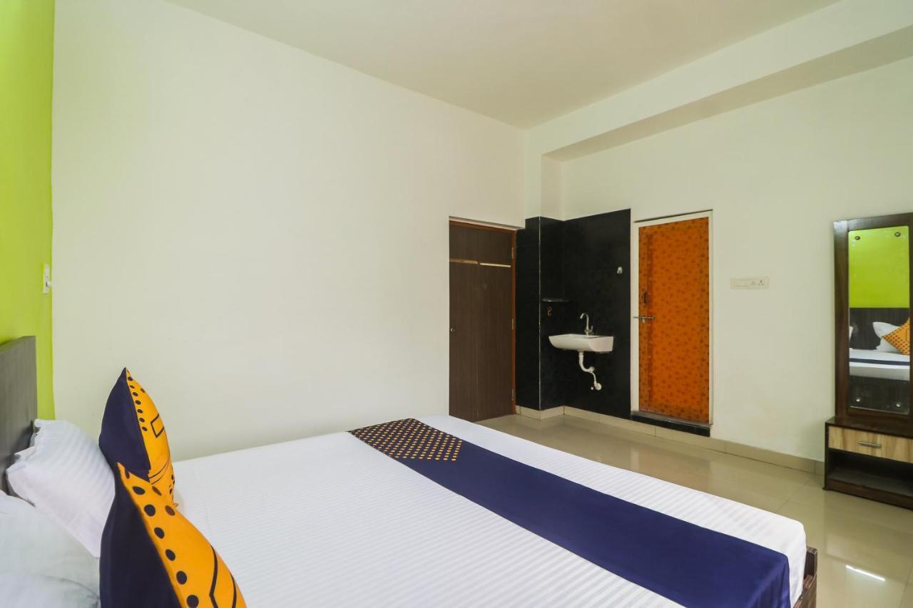 Spot On 65446 Hotel Kingston Rāipur Exterior foto